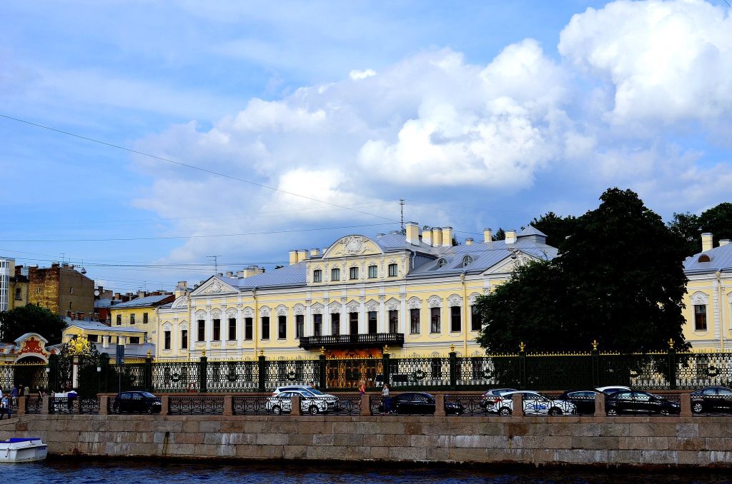 Sheremetiev Palace: A Russian Noble Estate and Museum of Music in Saint Petersburg 3 Sheremetiev Palace