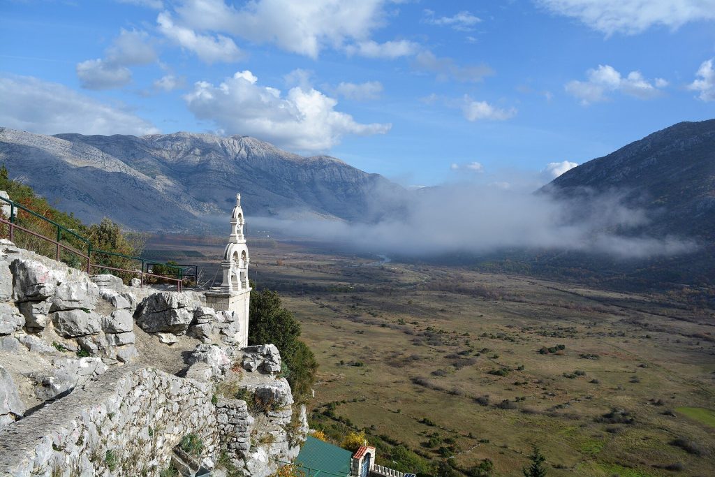 Zavala Monastery: A Serbian Orthodox Monastic Complex in Bosnia and Herzegovina 2 Zavala Monastery