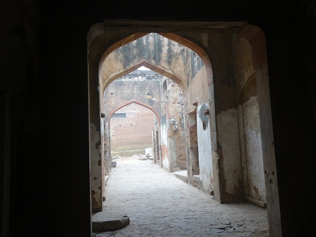 Zafar Mahal: A Late Mughal Summer Palace in Delhi 3 Zafar Mahal
