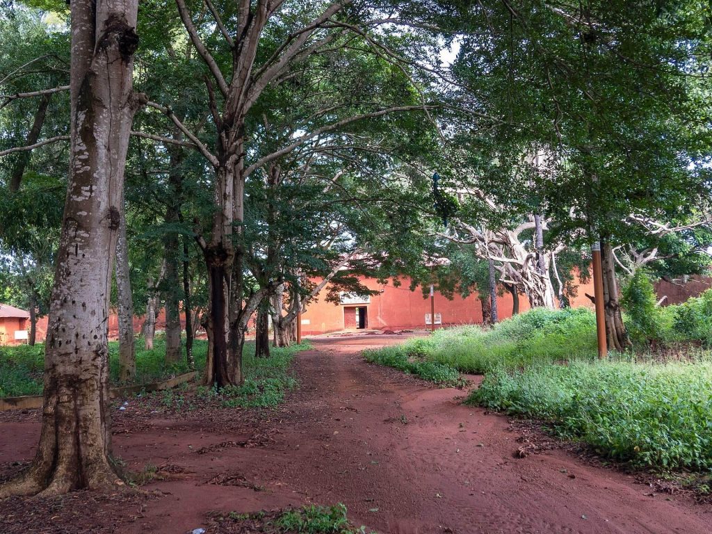 Royal Palaces of Abomey: Political Centre of the Kingdom of Dahomey 4 Royal Palaces of Abomey