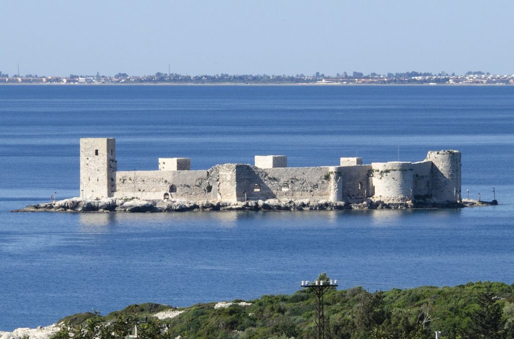 Kızkalesi: A Medieval Island Fortress in Türkiye 1 Kızkalesi