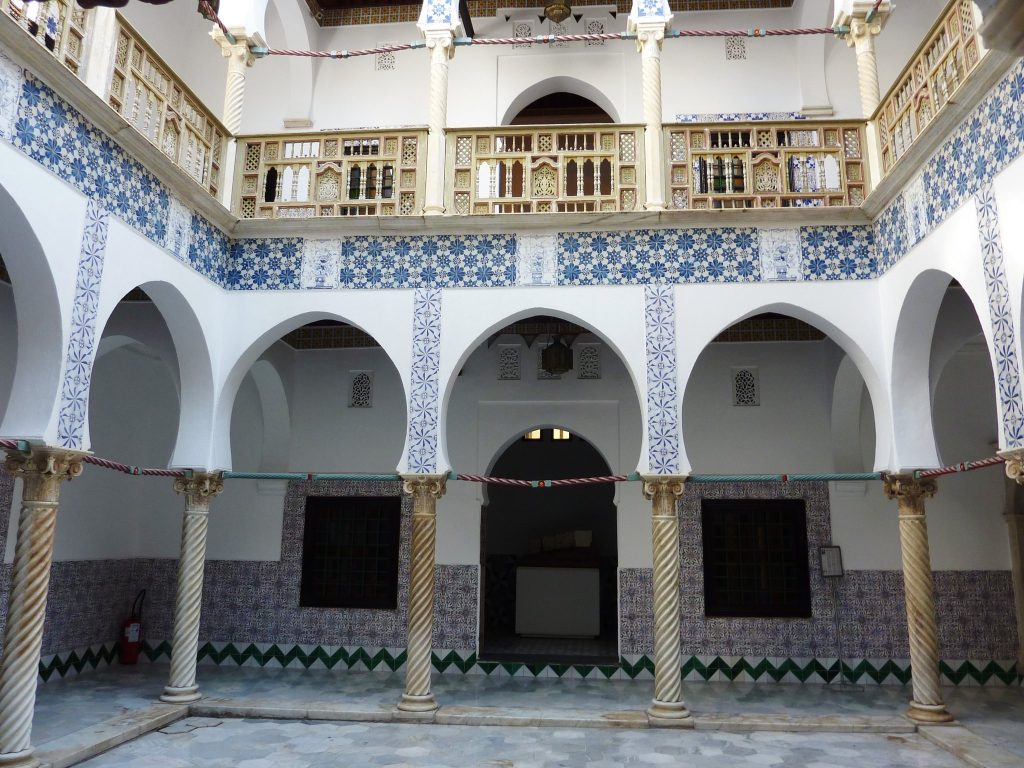Rais Palace: An Ottoman Palace and Fortified Complex in Algiers 1 Rais Palace