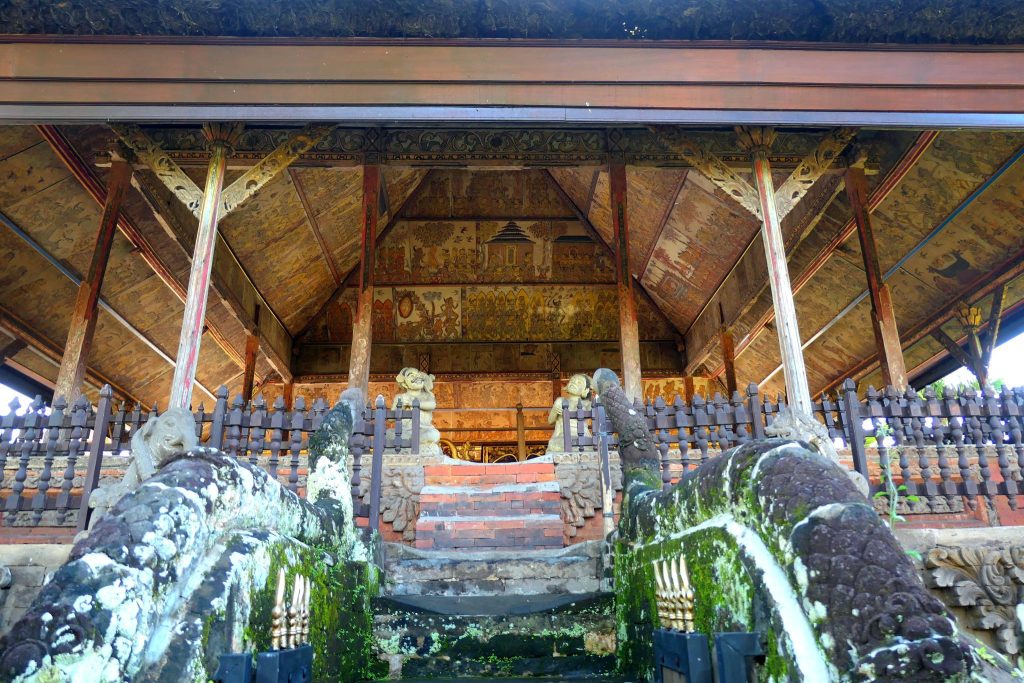 Klungkung Palace: Royal Court and Ceremonial Complex in Bali 3 Klungkung Palace