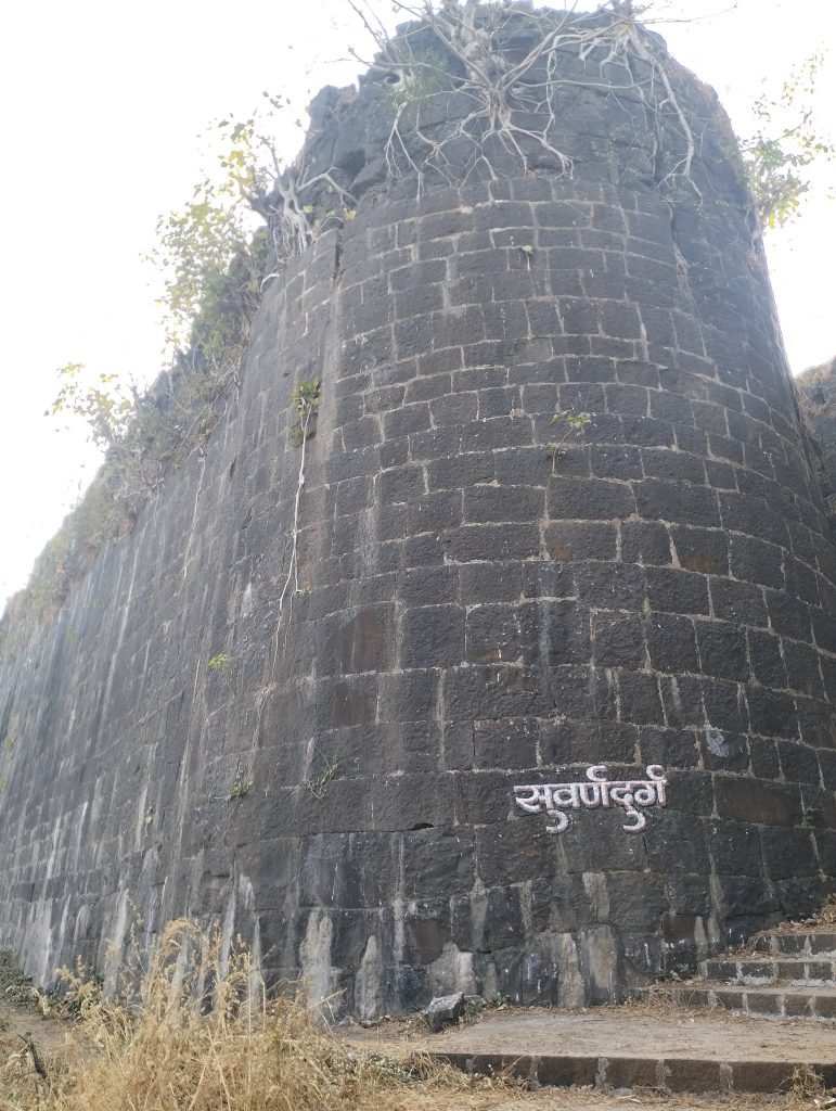 Suvarnadurg Fort: A Maratha Naval Defence Fort in India 2 Suvarnadurg Fort