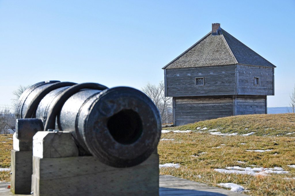 Fort Edward: A British Fortification in Windsor, Nova Scotia 2 Fort Edward