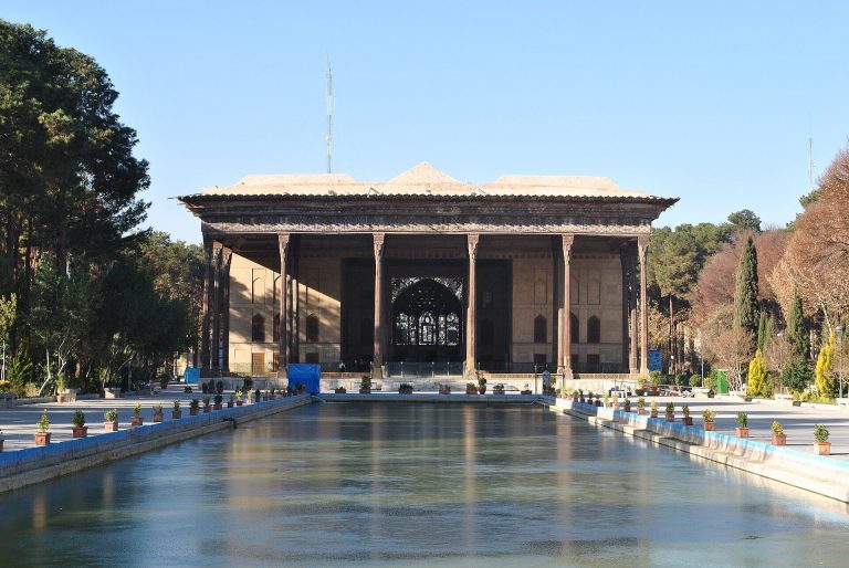 Chehel Sotun: A Safavid Royal Pavilion and Garden in Isfahan