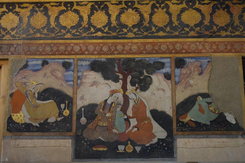 Chehel Sotun: A Safavid Royal Pavilion and Garden in Isfahan 2 Chehel Sotun