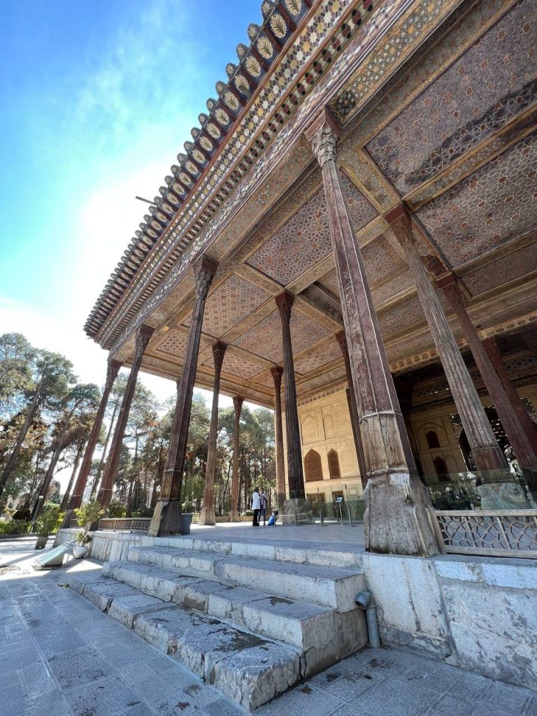 Chehel Sotun: A Safavid Royal Pavilion and Garden in Isfahan 3 Chehel Sotun