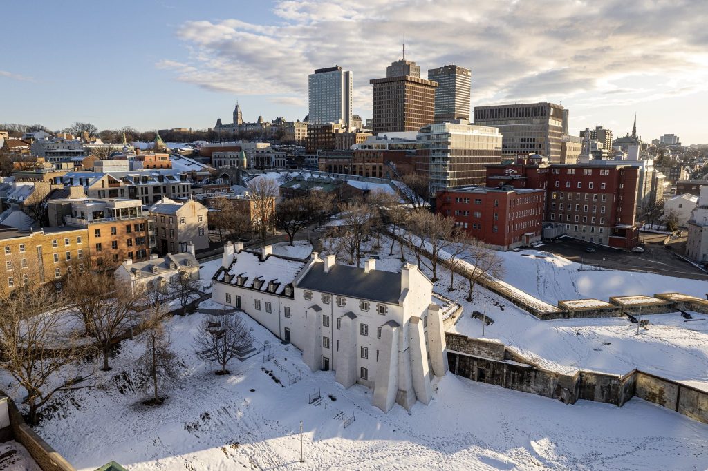 Dauphine Redoubt: A Historic Military Building in Québec 2 Dauphine Redoubt