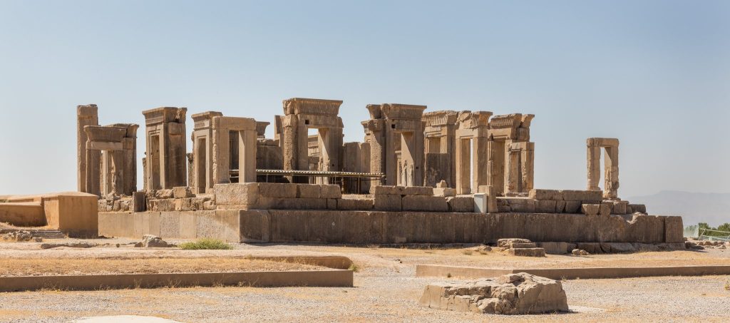 Tachara: The Palace of Darius at Persepolis 2 Tachara