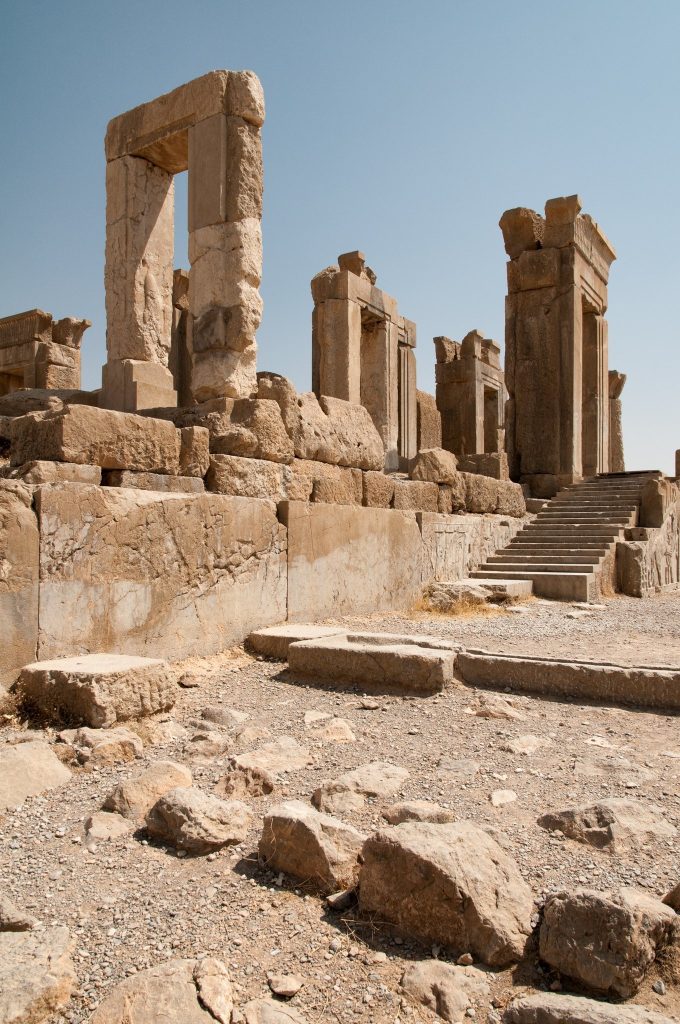 Tachara: The Palace of Darius at Persepolis 5 Tachara