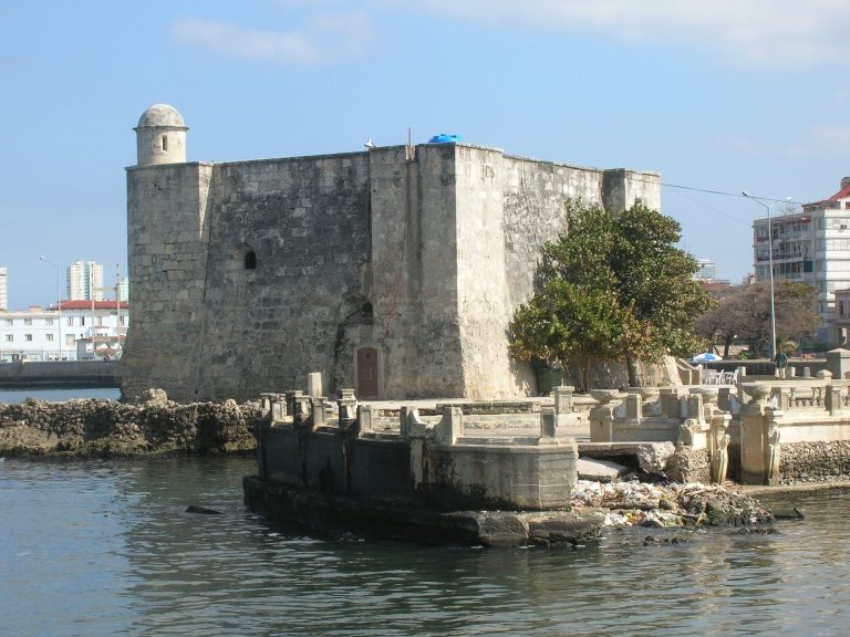 Torreón de la Chorrera: A Coastal Fortification in Havana, Cuba