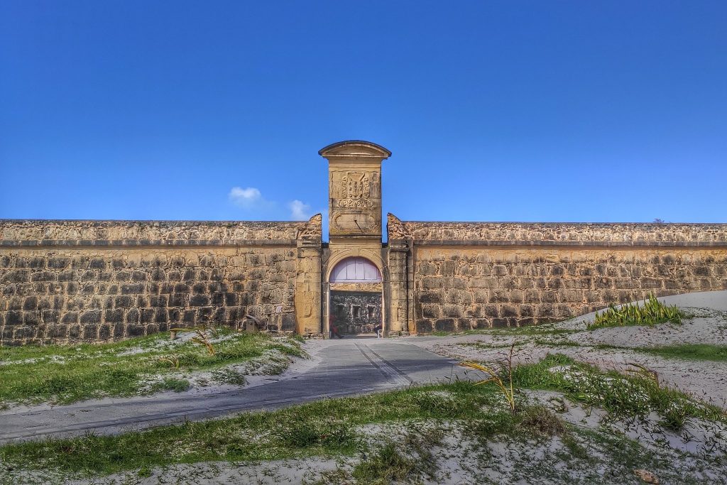 Fort Orange: A Dutch and Portuguese Fortification in Brazil 2 Fort Orange