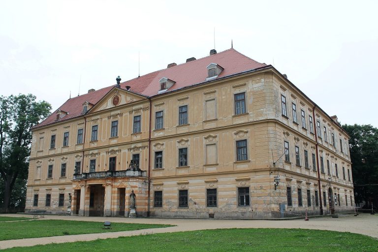 Jemnice Castle: A Royal Fortress and Aristocratic Residence in Czechia
