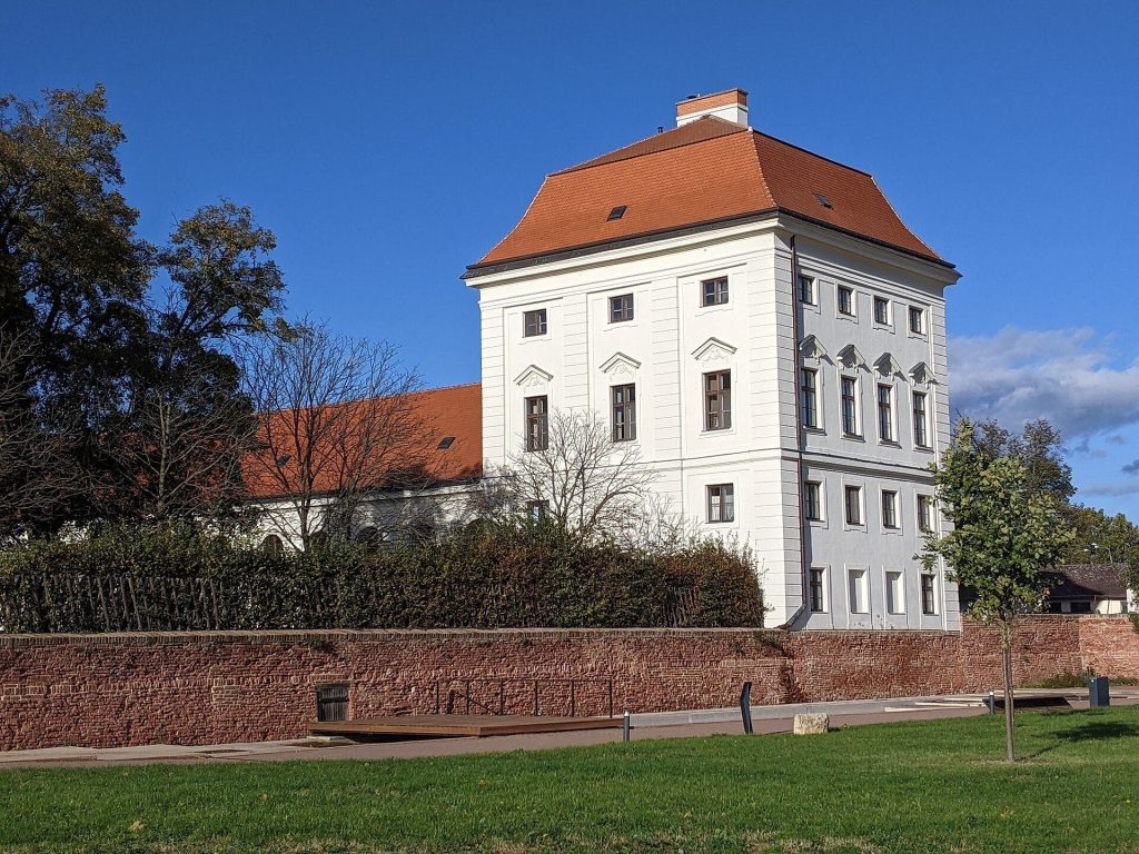 Židlochovice Castle: A Moravian Noble Residence and State Estate 4 Židlochovice Castle