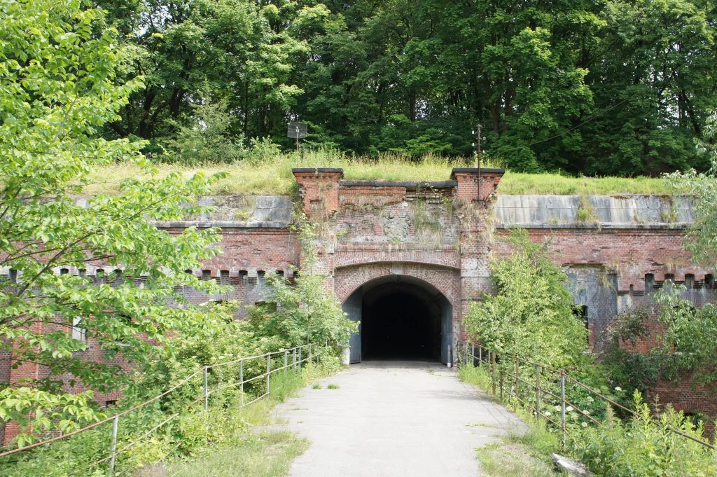 Fort I in Kaliningrad: A Prussian Military Fortification 1 Fort I in Kaliningrad