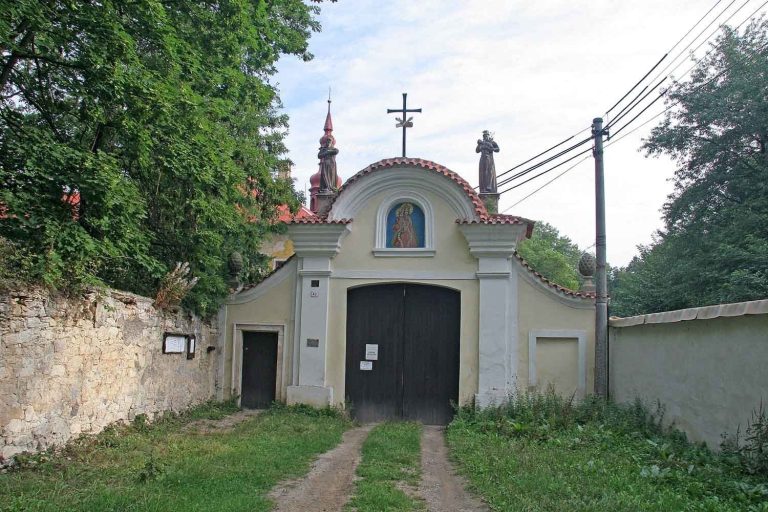 Hájek Monastery: A Franciscan Pilgrimage Complex in Czechia