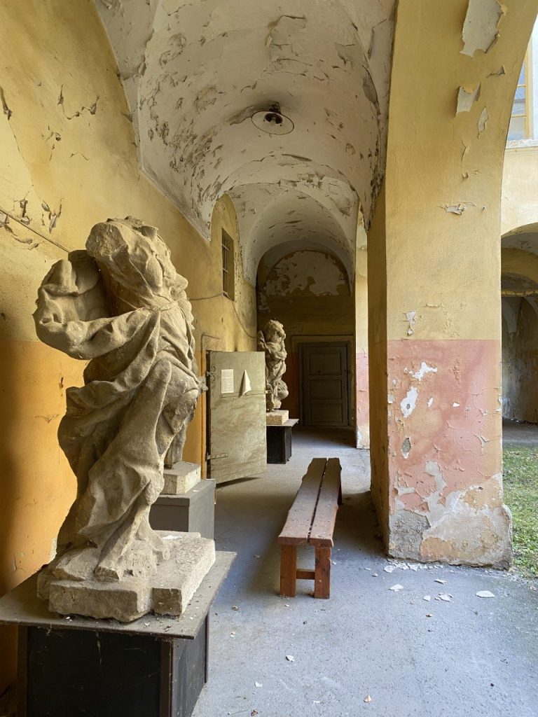 Zdechovice Castle: A Bohemian Château and Estate Center in Czechia 5 Zdechovice