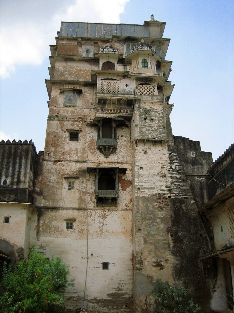 Juna Mahal, Dungarpur: A Fortified Seven-Story Palace Complex 1 Juna Mahal, Dungarpur