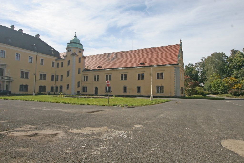 Doksy Castle: A Renaissance Manor Residence in Czechia 2 Doksy Castle