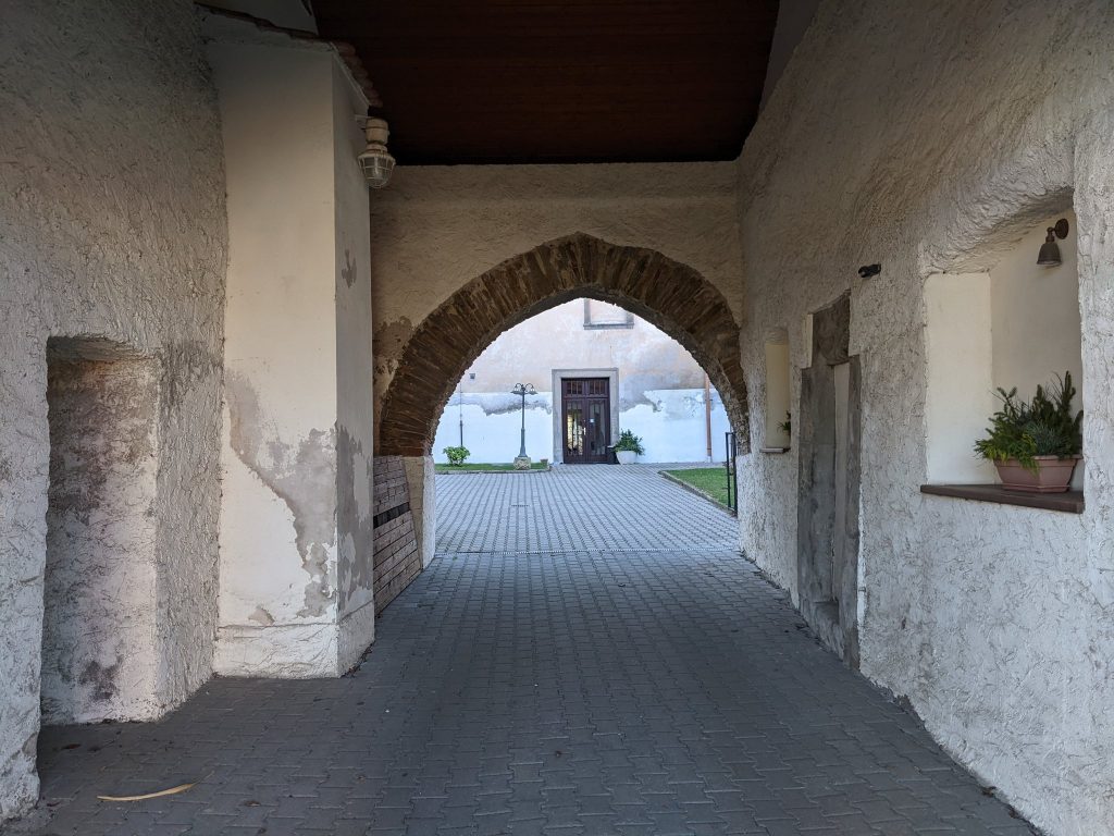 Suchdol: A Medieval Fortress and Castle Complex in Czechia 4 Suchdol