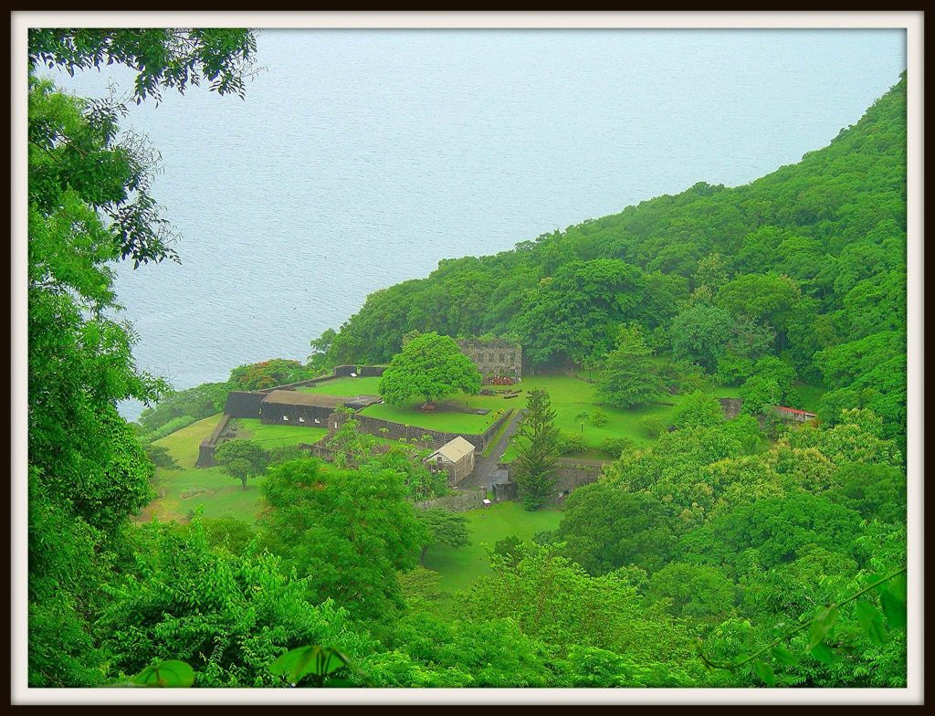 Fort Shirley: A British Colonial Fortress in Dominica 1 Fort Shirley