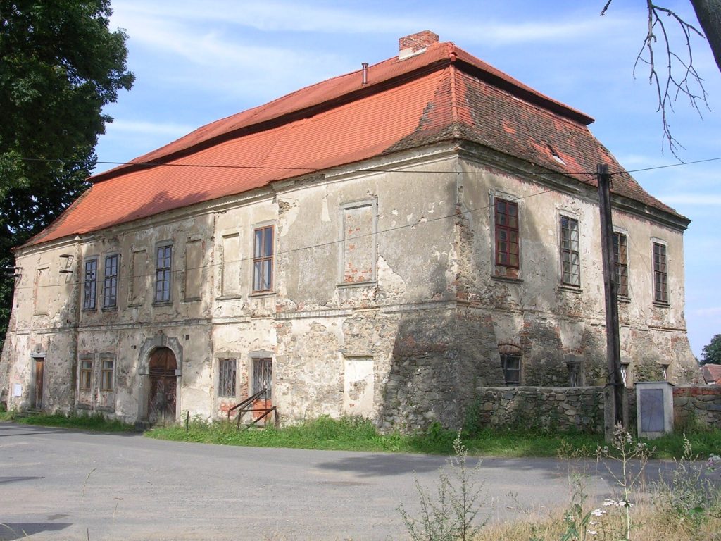 Příčovy Castle: A Baroque Estate Complex in Czechia 1 Příčovy Castle