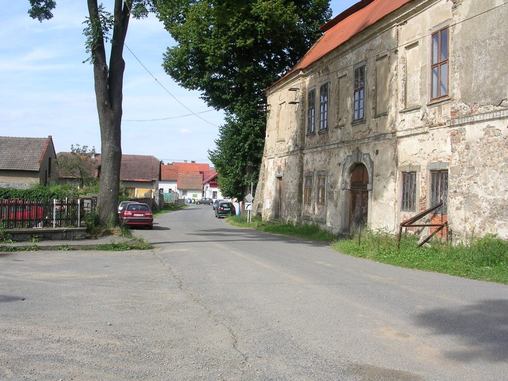 Příčovy Castle: A Baroque Estate Complex in Czechia 3 Příčovy Castle