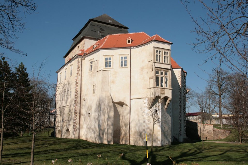 Miroslav Castle: A Renaissance Castle in Czechia 3 Miroslav Castle