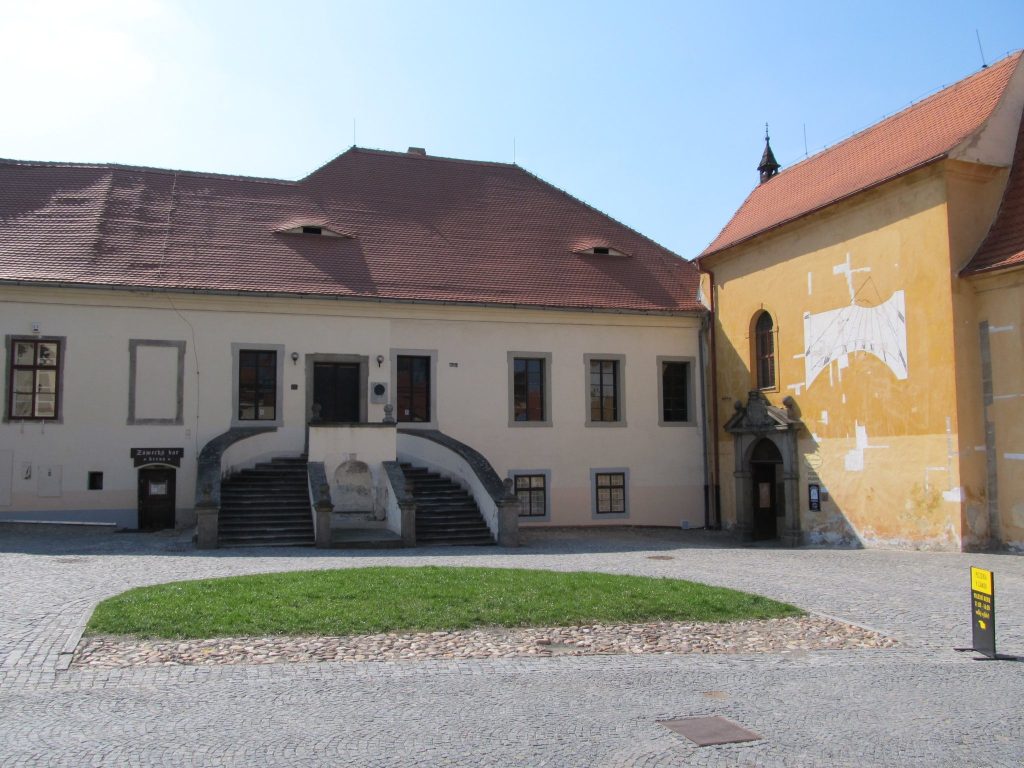 Horažďovice Castle: A Medieval Fortress and Baroque Château in Czechia 2 Horažďovice Castle