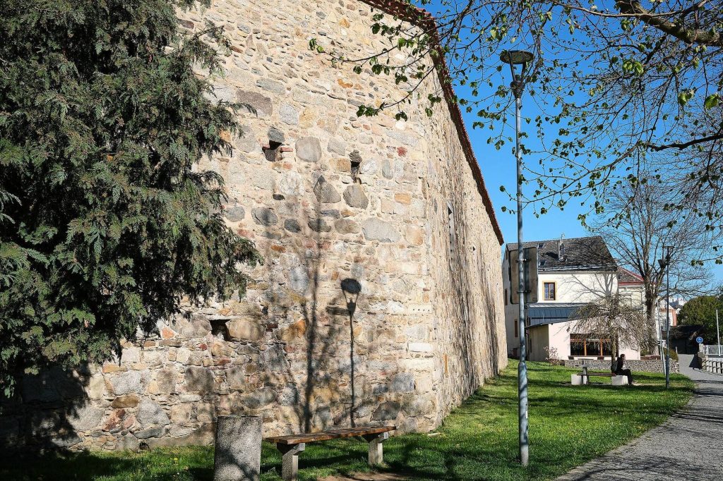 City Walls of Tachov: Medieval Fortifications of a Bohemian Royal Town 3 City walls of Tachov