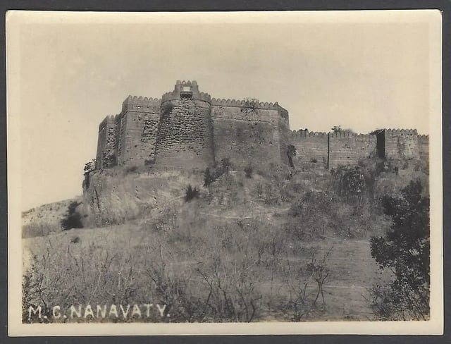 Uparkot Fort: A Historic Citadel in Junagadh, India 2 Uparkot Fort