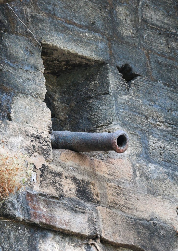 Uparkot Fort: A Historic Citadel in Junagadh, India 4 Uparkot Fort