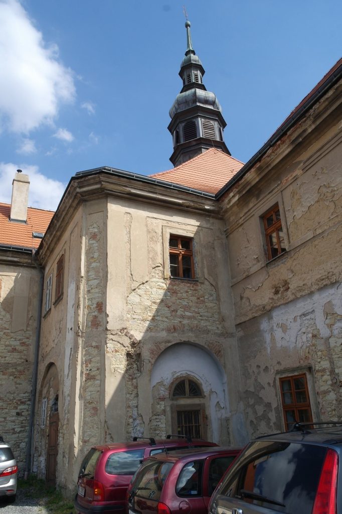 Tuchoměřice Château: A Renaissance and Jesuit Residence in Czechia 4 Tuchoměřice Château