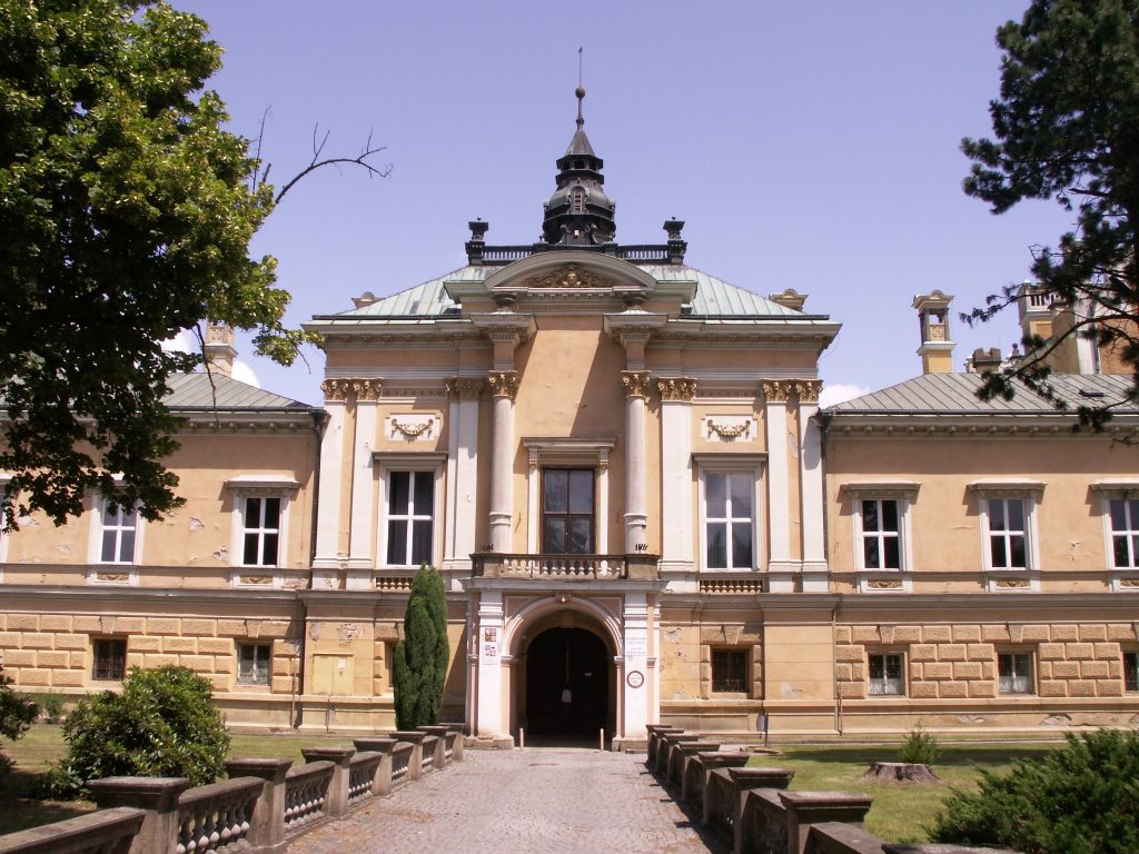Světlá nad Sázavou Castle: From Fortress to Cultural Complex 1 Světlá nad Sázavou Castle