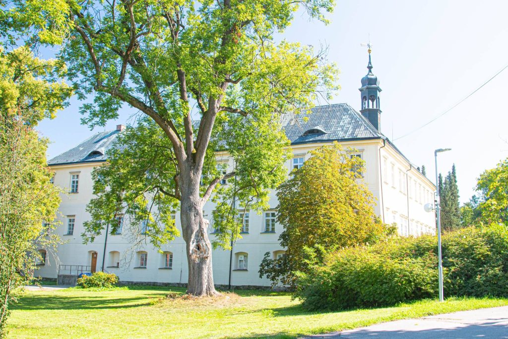 Kopidlno Castle: A Renaissance and Neo-Renaissance Château in Czechia 3 Kopidlno Castle