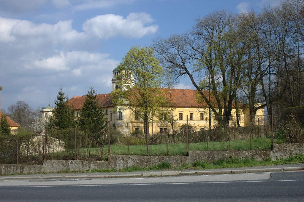 Nalžovy Castle: A Renaissance Estate Residence in Czechia 1 Nalžovy Castle