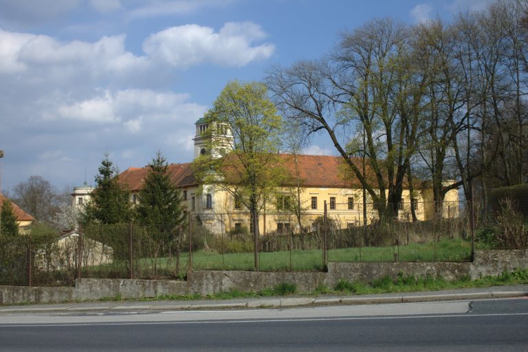 Nalžovy Castle: A Renaissance Estate Residence in Czechia
