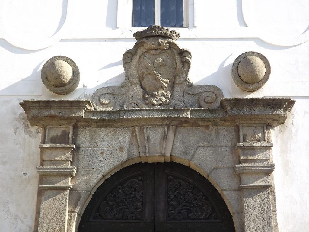 Žihobce Castle: A Medieval Fortress Transformed into a Baroque Castle 2 Žihobce Castle