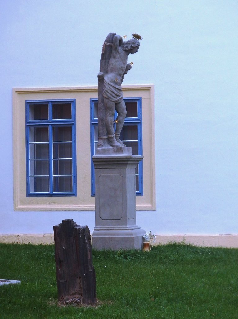 Franciscan Monastery in Hostinné: An Early Baroque Religious Complex 3 Františkánský klášter Hostinné