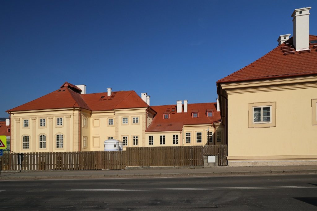 Jince Castle: A Renaissance and Baroque Chateau in Czechia 1 Jince Castle