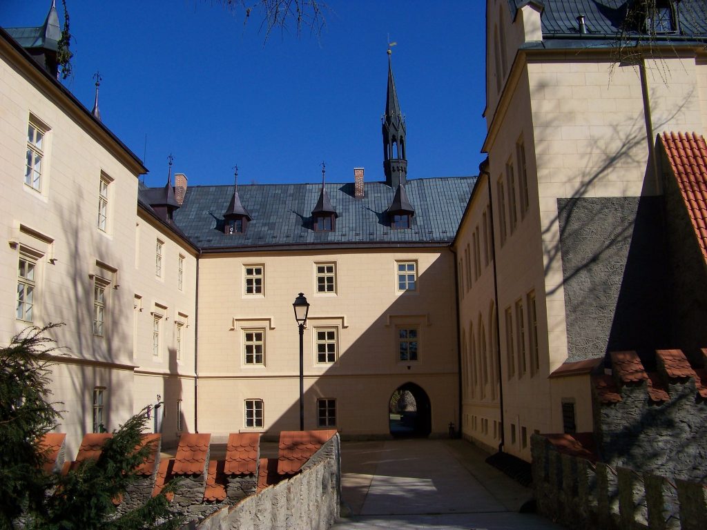 Zruč nad Sázavou Castle: A Medieval Castle and Neo-Gothic Chateau 3 Zruč nad Sázavou Castle