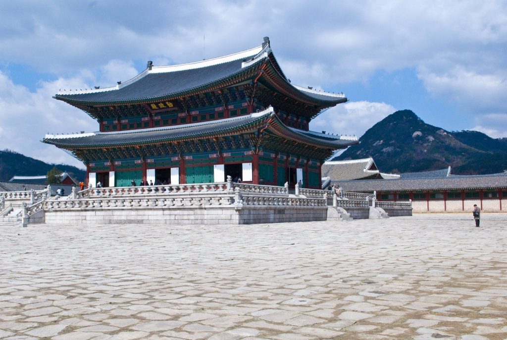 Geunjeongjeon: The Main Ceremonial Hall of Gyeongbokgung Palace 3 Geunjeongjeon