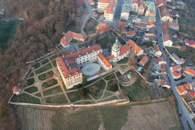Benátky nad Jizerou Castle: A Renaissance and Baroque Aristocratic Residence