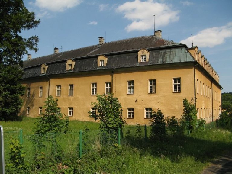 Hošťálkovy Mansion: A Baroque Noble Residence in Czechia
