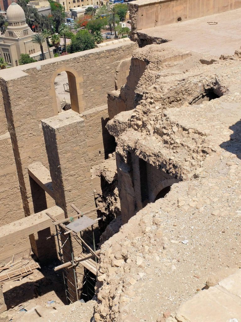 Ablaq Palace