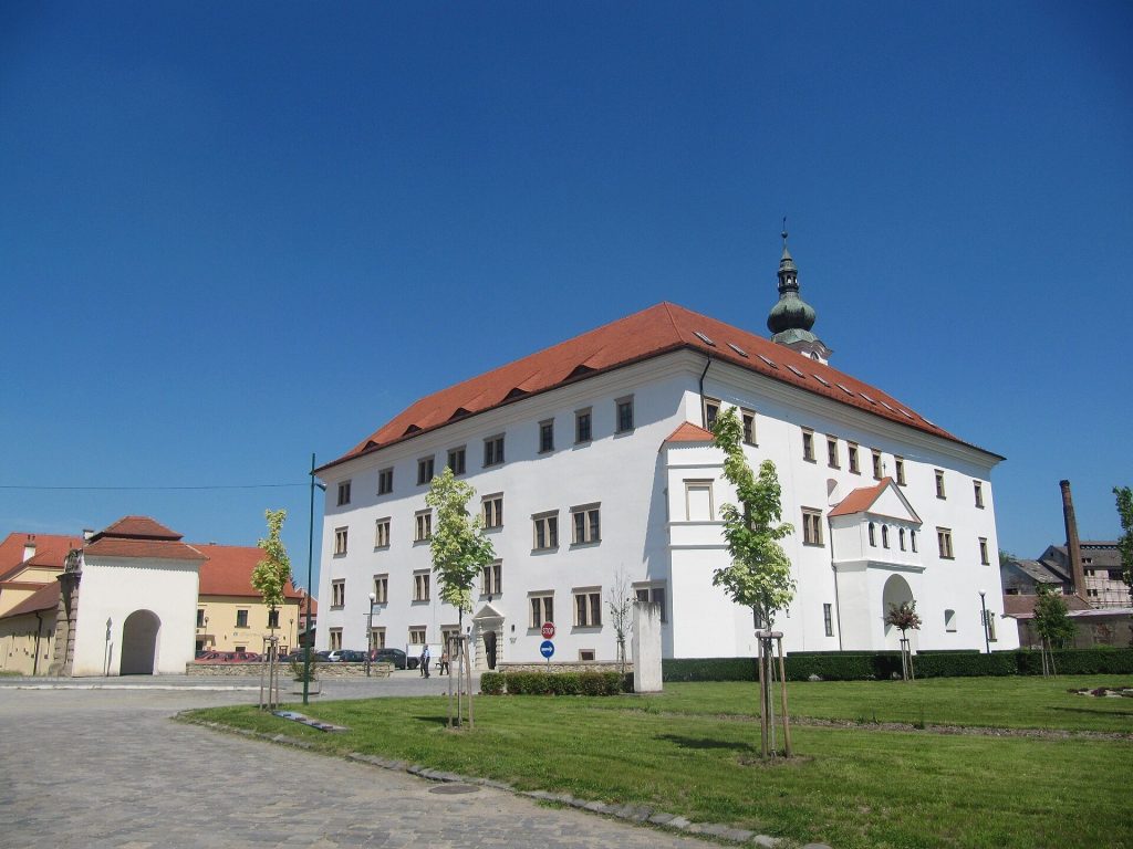 Uherský Ostroh Castle: From Medieval Fortress to Renaissance Chateau 1 Uherský Ostroh Castle