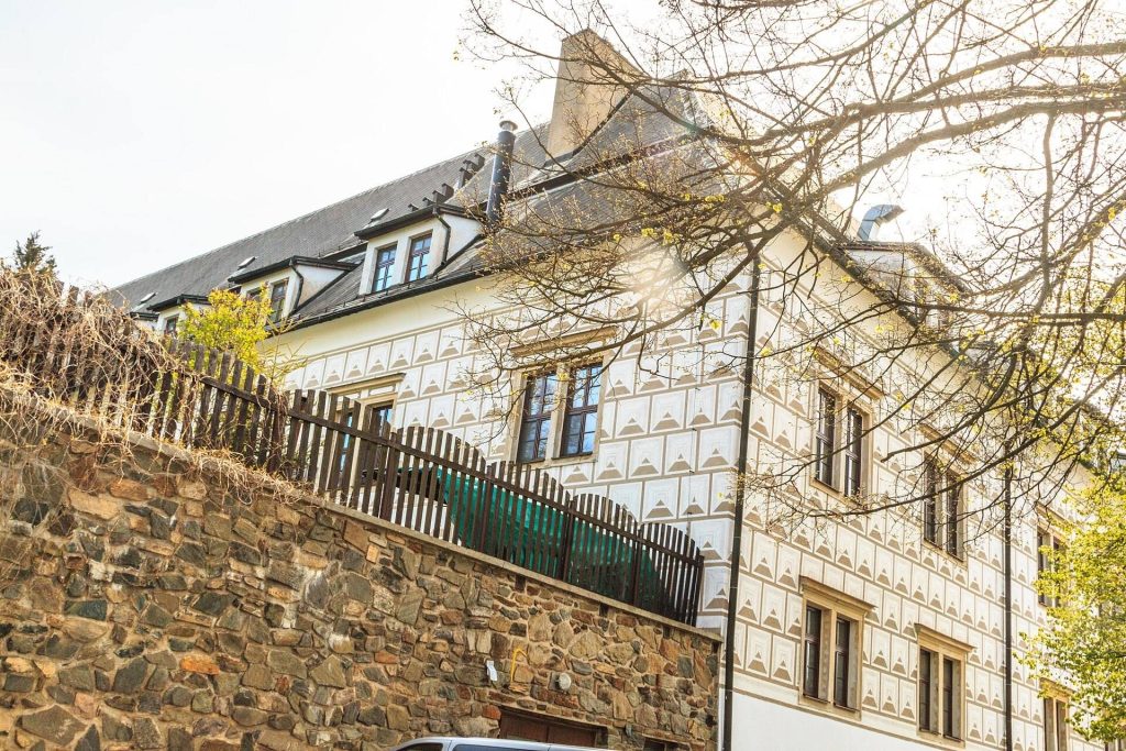 Bystré Castle: A Renaissance Castle in Czechia 3 Bystré Castle