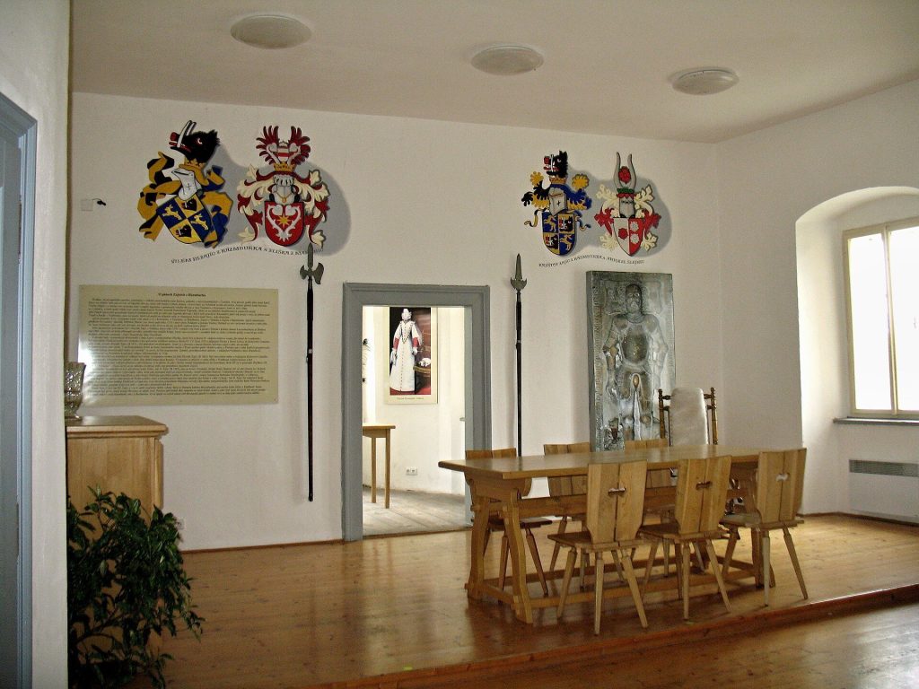 Brozany: A Renaissance Fortress and Chateau in Czechia 4 Brozany