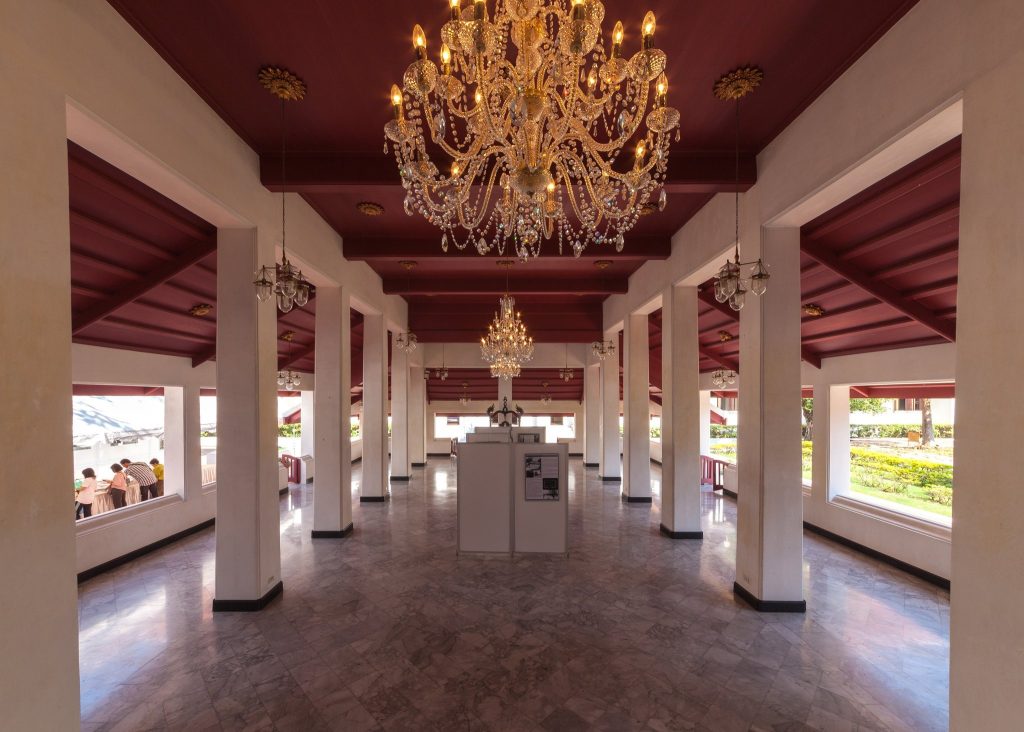 Phra Racha Wang Derm: The Former Royal Palace of Thonburi 3 Phra Racha Wang Derm